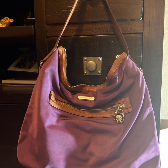 Michael Kors Purple Nylon & Tan Leather Trim, Tote bag - Picture 2 of 5